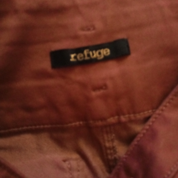 Refuge burgundy jean shorts - Picture 3 of 7